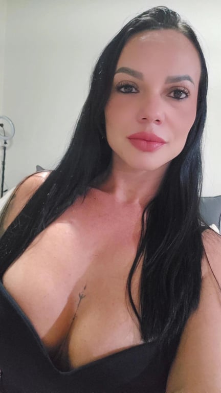 Lela Desire — Meu universo de prazer, sedução, desejos e fantasias Massagem tântrica em