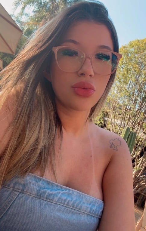 Isabelle, Seu Momento de Relaxamento Massagem, Cuidado e Bem Estar Massagista