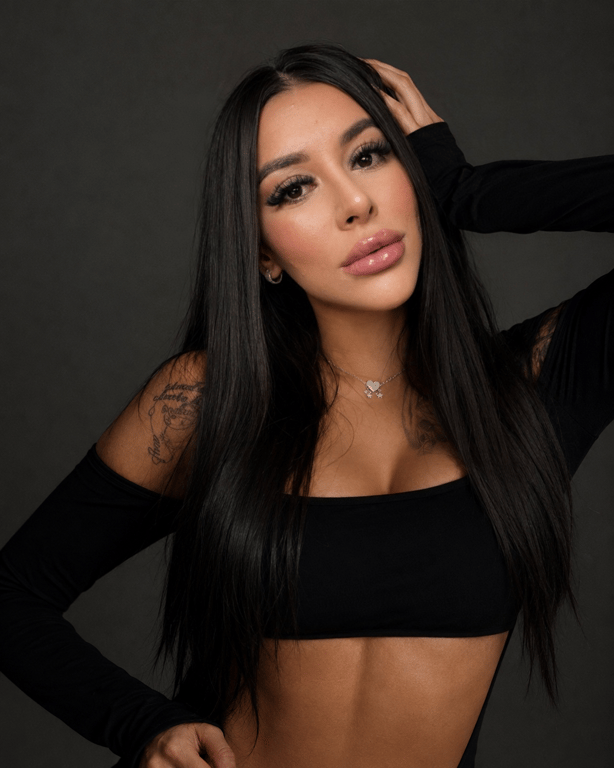 Camila Queiroz Massoterapeuta Prazer e cuidado . .