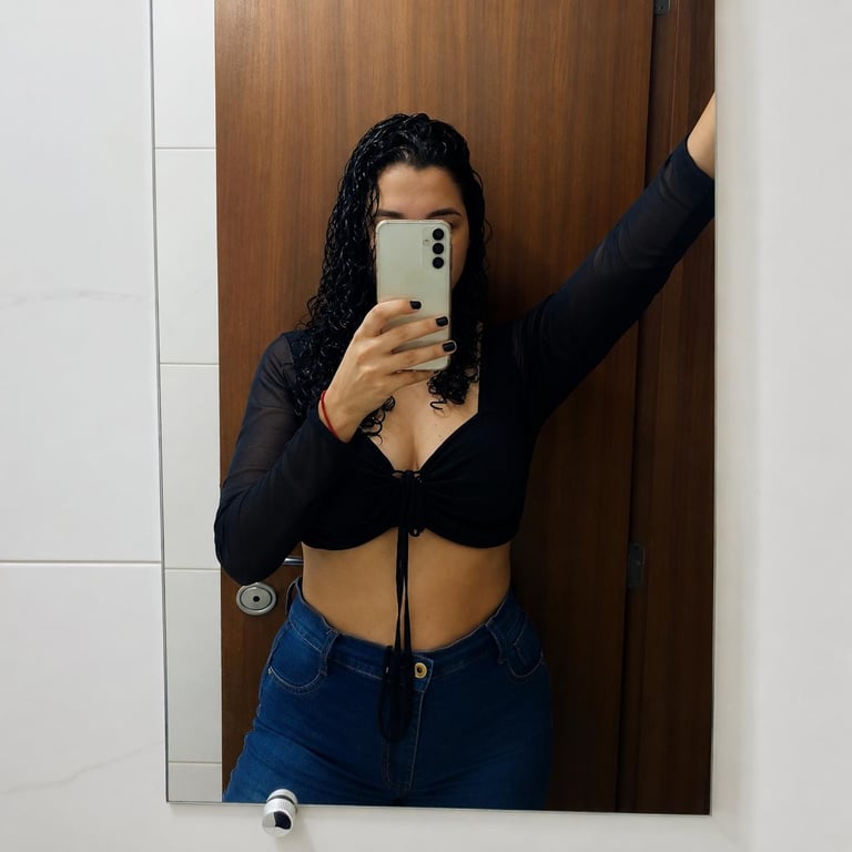 Gaby Santos Massagem Tântrica e Nuru Descubra uma nova sensação Massagem sensual em