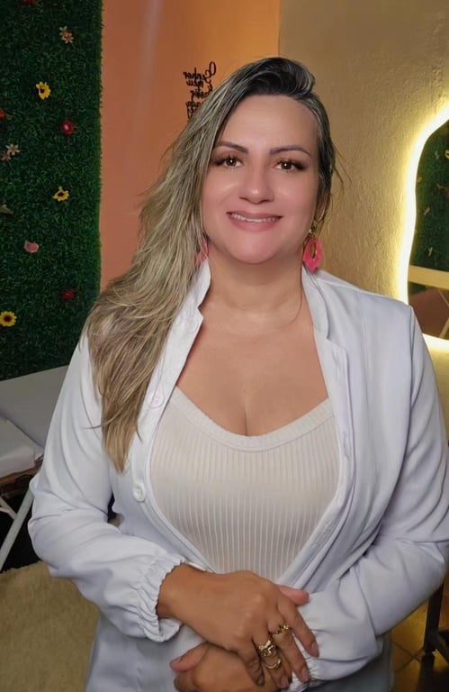 Anny | massoterapeuta profissional e graduada