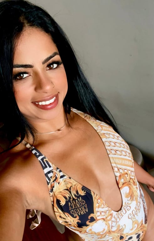 Terapeuta Érika – Massagem Completa de Reconexão e Energia Vital Massagem
