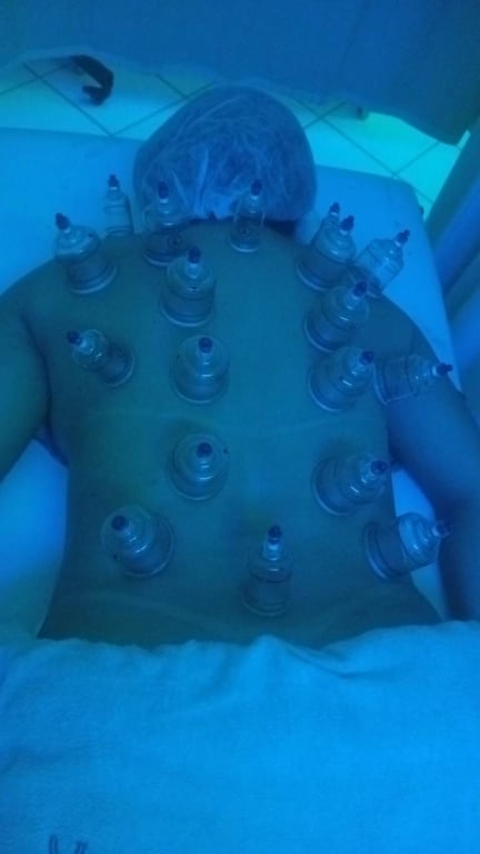 Erica Silva | Terapeuta orgástica Massagem nuru em