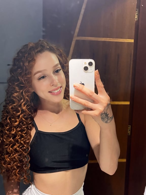 Lara Massoterapeuta * Relaxante / Tântrica/ Nuru/ Vivência Massagem