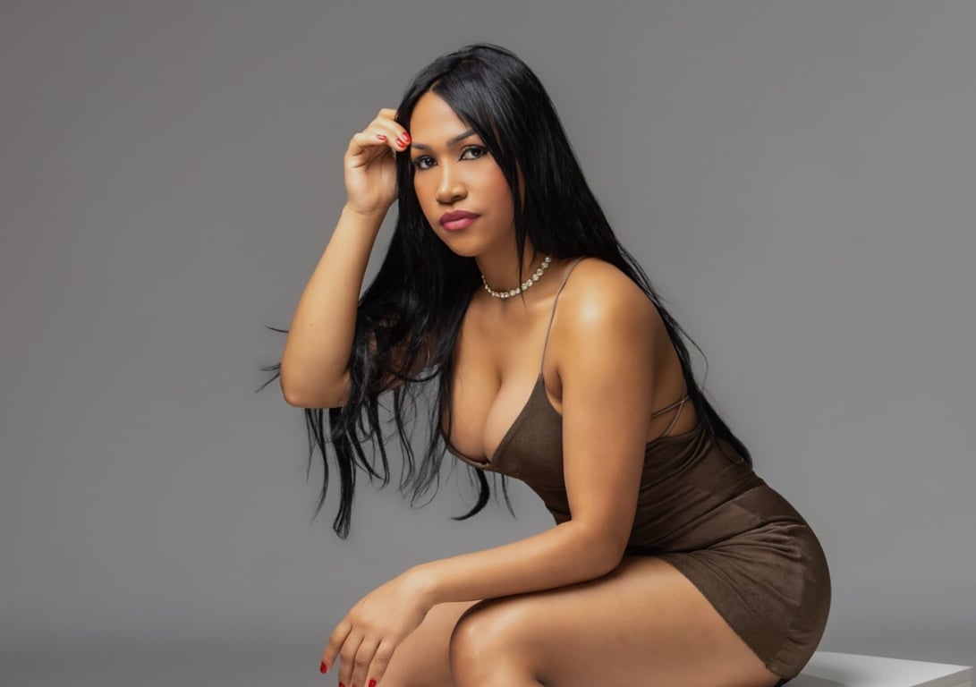 Safira Massagem tântrica, nuru e vivência. Massagem