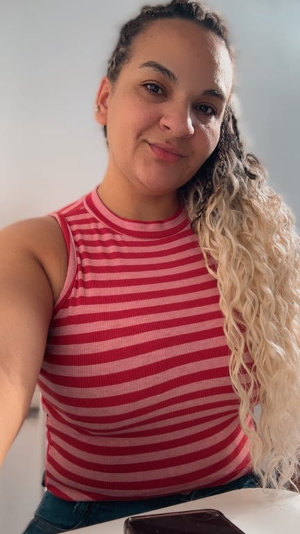 Bora fazer uma massagem bem gostosa, venha me conhecer, prazer Rebeca