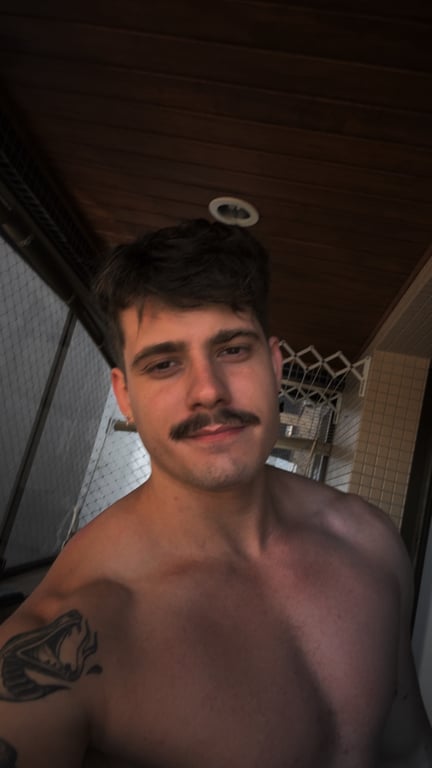 Victor Prado Massoterapeuta sensorial e terapêutico Massagista em