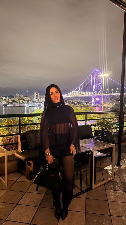 Massagens Sensuais e Relaxantes Terapeuta Cássia Massagista em
