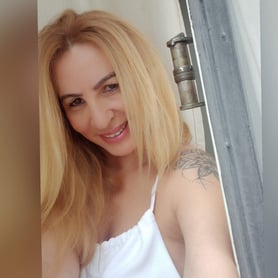 Massagem relaxante, sensuais e depilações