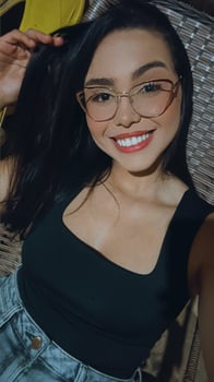 Beatriz • Massagem Relaxante e Nuru Toque com presença. 