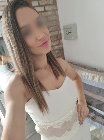Massagista sensual em Porto Alegre - RS - Bia Moraes | Terapêuta Tântrica.