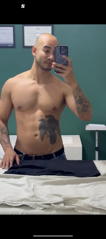 Theo Terapeuta Tantrico Massagem