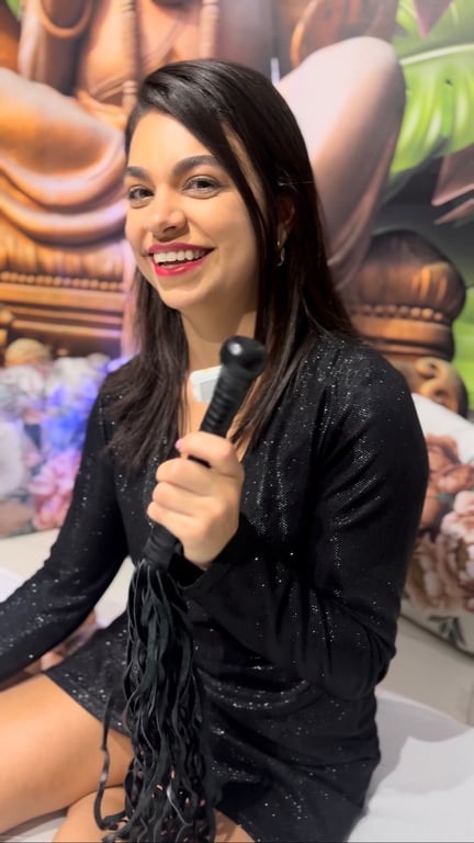 Lari Machado Massagem Terapêutica, Sensual e Entretenimento
