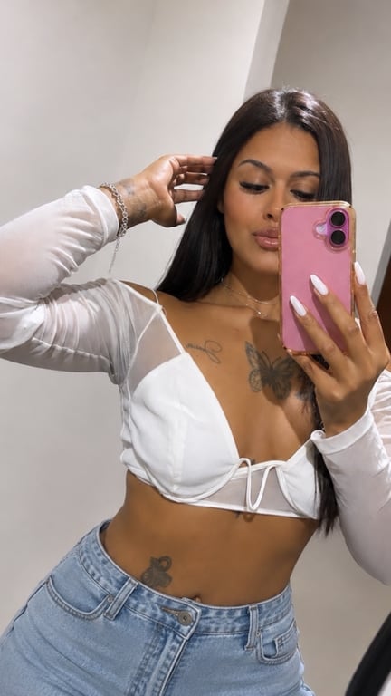Carol | Atendimentos Terapêuticos experiência de conexão e bem estar Massagem nuru em