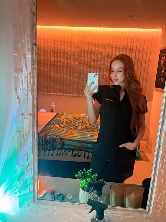 Lara Mssoterapeuta Massagem
