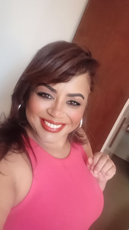 Maya massagista uma experiência sensorial única Massagem