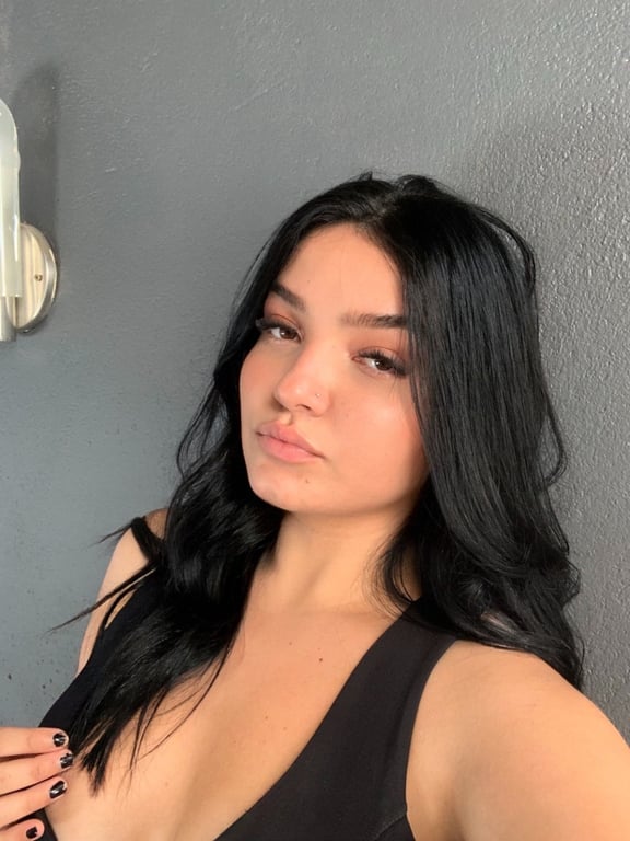 Eduarda | Massagem Relaxante e Bem estar Massagem nuru