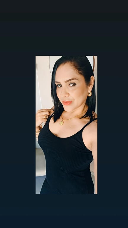 Sarah massoterapeuta massagem tântrica; mix corpo a corpo (Nuru);