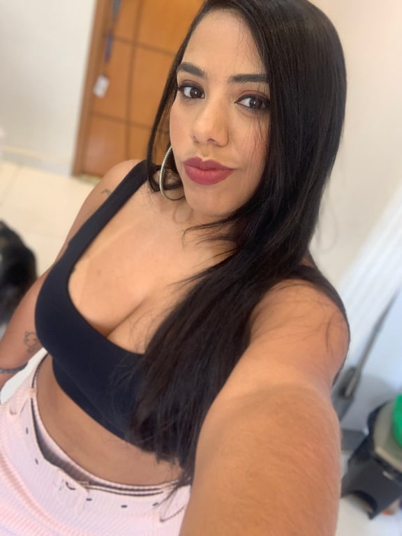 Amanda Menezes uma vivência inesquecível Massagem sensual em