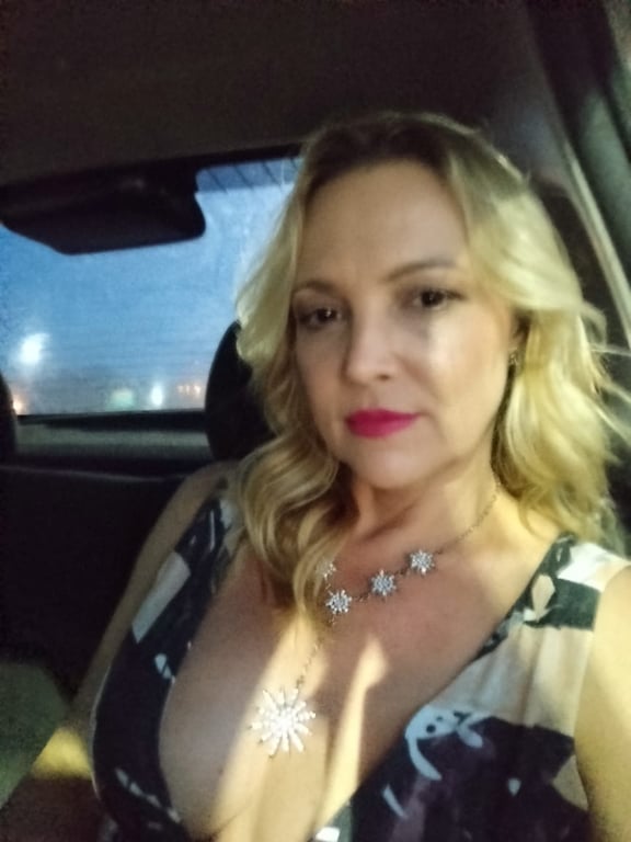 Lu Simas – Massagem Sensual, Nuru, Tântrica e Relaxamento com prazer. Massagem sensual