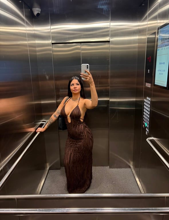 Bianca Especialista na massagem NURU Massagem tântrica em