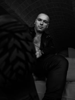 Breno Massagens - Nuru Tântrica / Dark Tantra