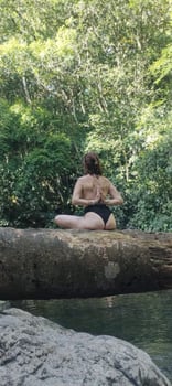 Francine - Massoterapeuta tântrica lingan/yoni tantra e nuru