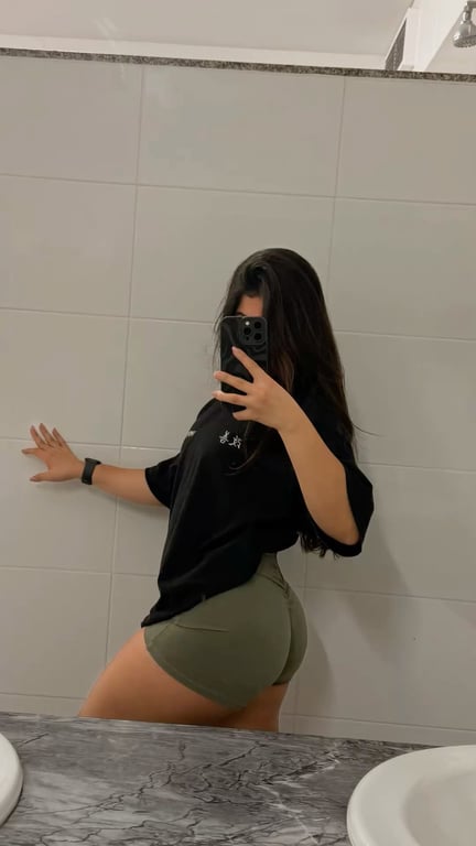 Me chamo Janaína, vou te fazer uma massagem inesquecível!