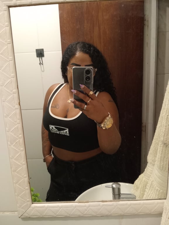 Lara massagem relaxante sexual