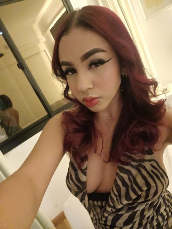 LARISSA TERAPEUTA ....Delicadeza, presença e uma experiência unica Massagem tântrica