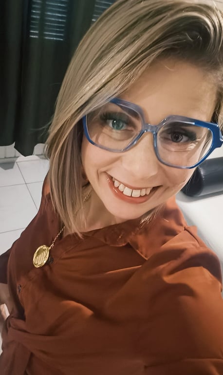 Geovana Massoterapeuta e Terapeuta ! CLIQUE E SAIBA