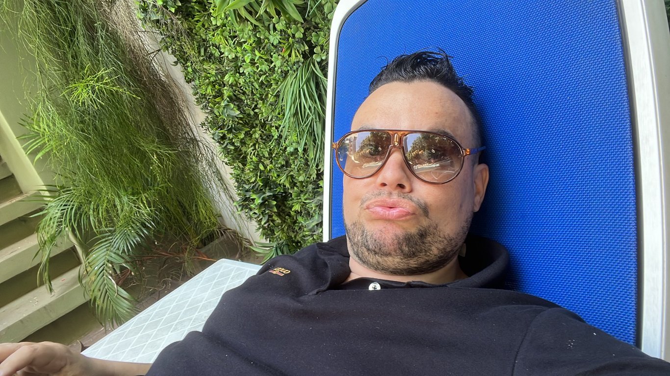 UMA EXPERIÊNCIA DE MASSAGEM ONDE VOCÊ SE SENTE SEGURA, RESPEITADA E ES Massagem