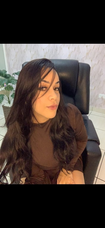 Milena Massagem sensual e nuru Massagem tântrica