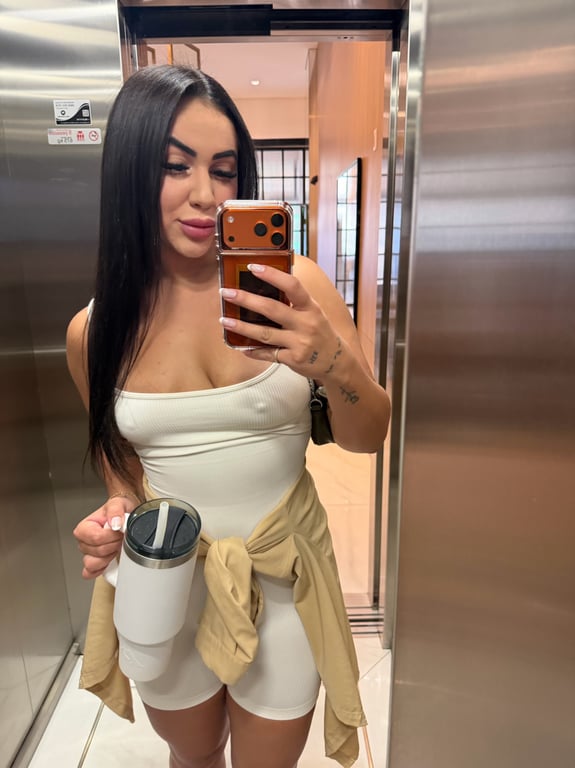 Letícia Valmont Massagem