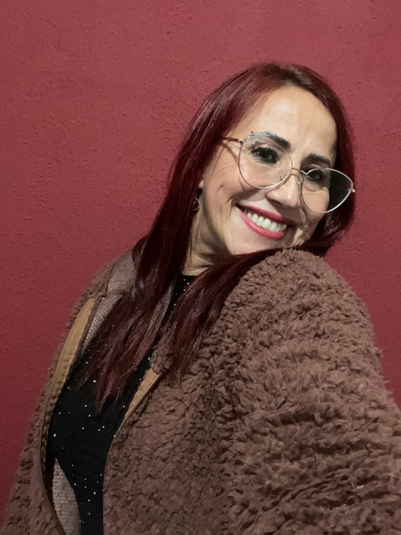 Kate Prem Pavitra Massagens e sensações, venha ficar de pernas bambas Massagem nuru em