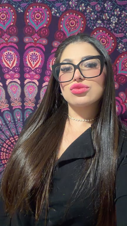 Luana Lions ...venha desfrutar de uma experiência inesquecível... Massagem