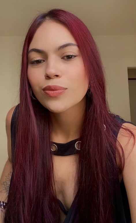Anne – Terapeuta Corporal e Facilitadora de Experiências Sensoriais Massagista em