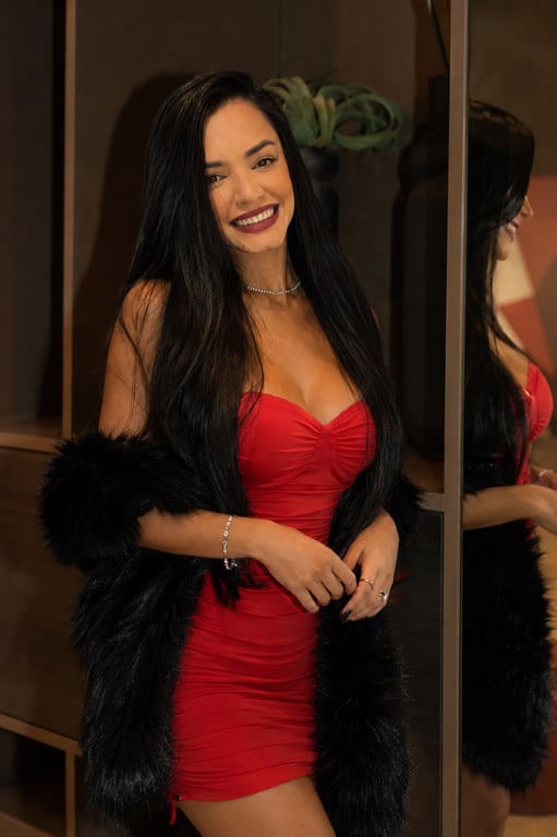 Bella Especialista em massagens relaxantes e sensuais! Massagem