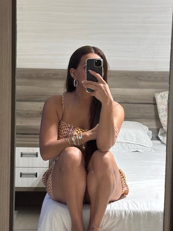 Mirella Massagens. Tântrica, Nuru e Vivências (homens e mulheres)