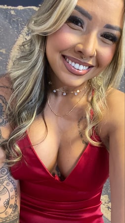 Massagista sensual em Rio de Janeiro - RJ - Nyna Carioca, especialista em massagem corporal, tântrica e Nuru.