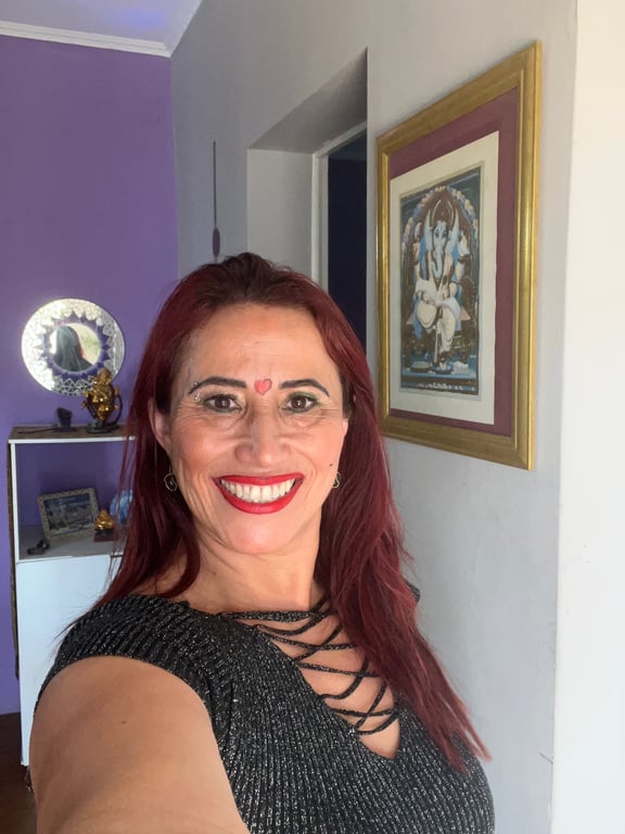 Kate Prem Pavitra Massagens e sensações, venha ficar de pernas bambas Massagem nuru em