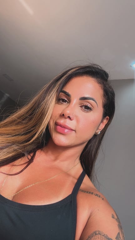Kamilla Um momento só seu, de cuidado, silêncio e bem estar Massagem