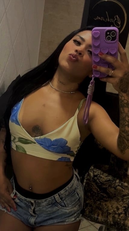 Livia Novas Experiencias Massagem sensual em