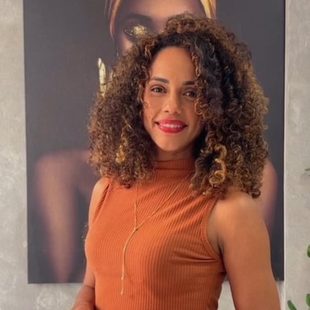 Angela Cristina
