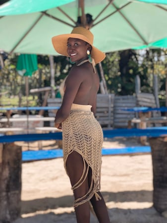 Julia: uma baiana quente