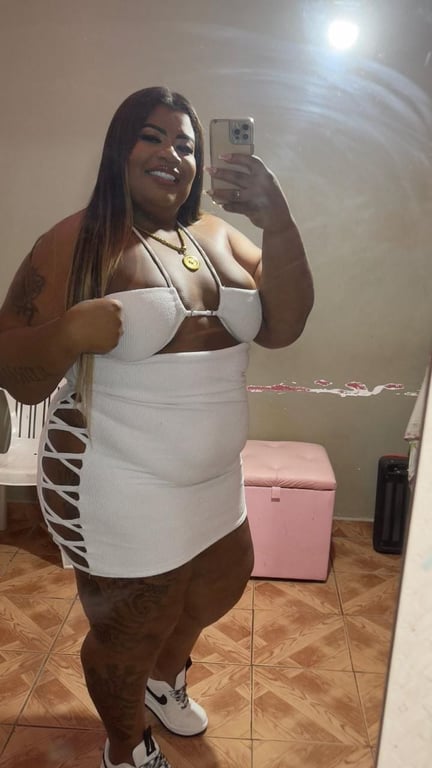 Jojo Todynho Massagens Massagem sensual em