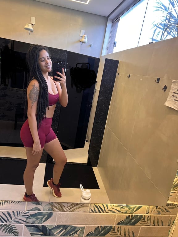 Kel Shakti Massagista formada Massagem sensual em