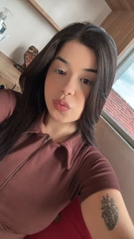 Clara massoterapeuta Essência do Prazer e Relaxamento
