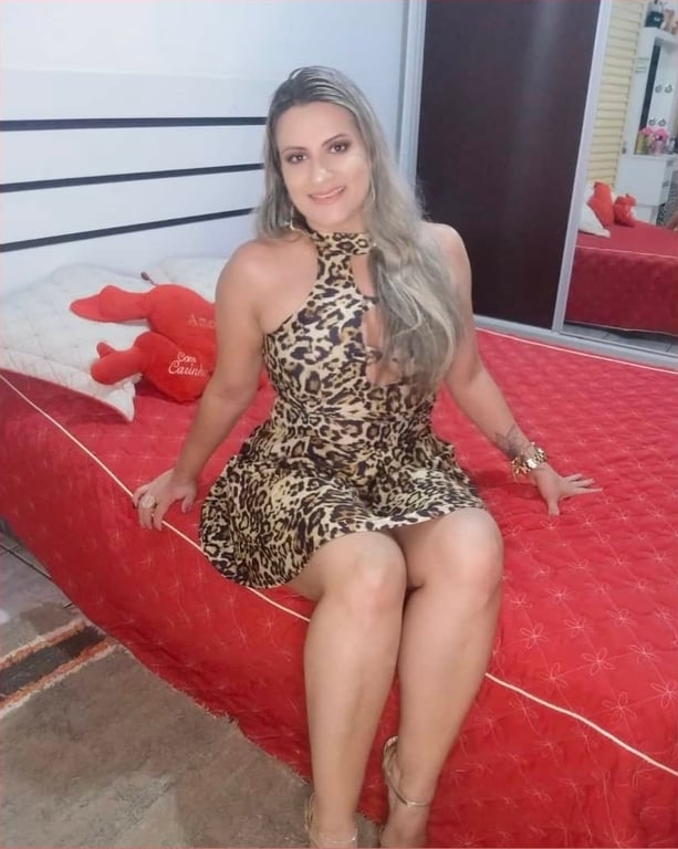 Anny | Massagem Tântrica e Experiência de Relaxamento