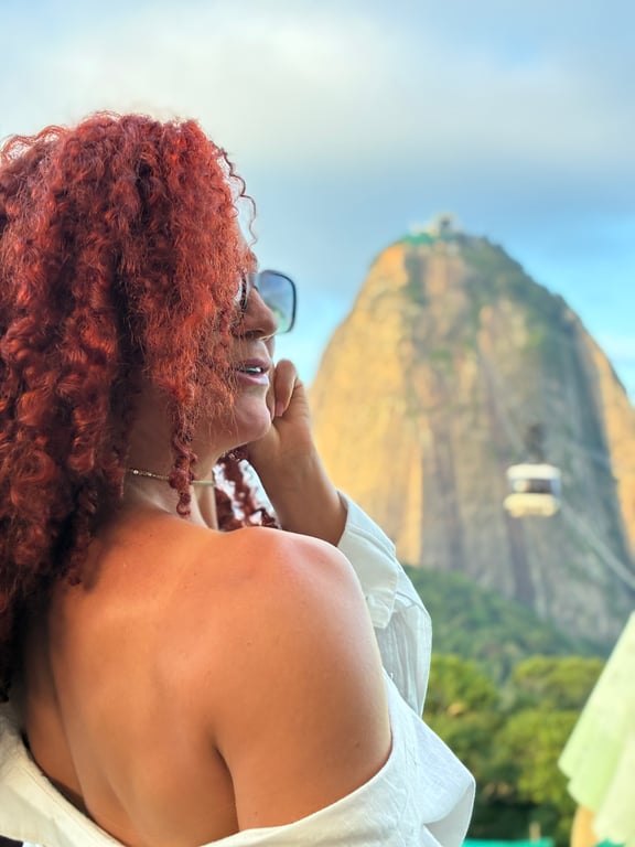 Atelite Araujo Massoterapeuta Massagem Relaxante e Sensual Massagem tântrica